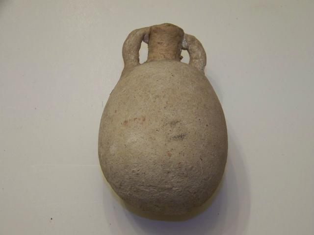 Pottery Oil Vessel 40/50 bc item at5405