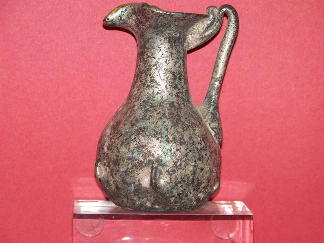 Roman Glass Vase item at5401