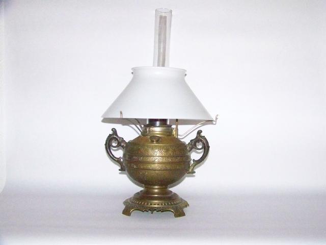 Vintage Brass Oil Lamp item am5401